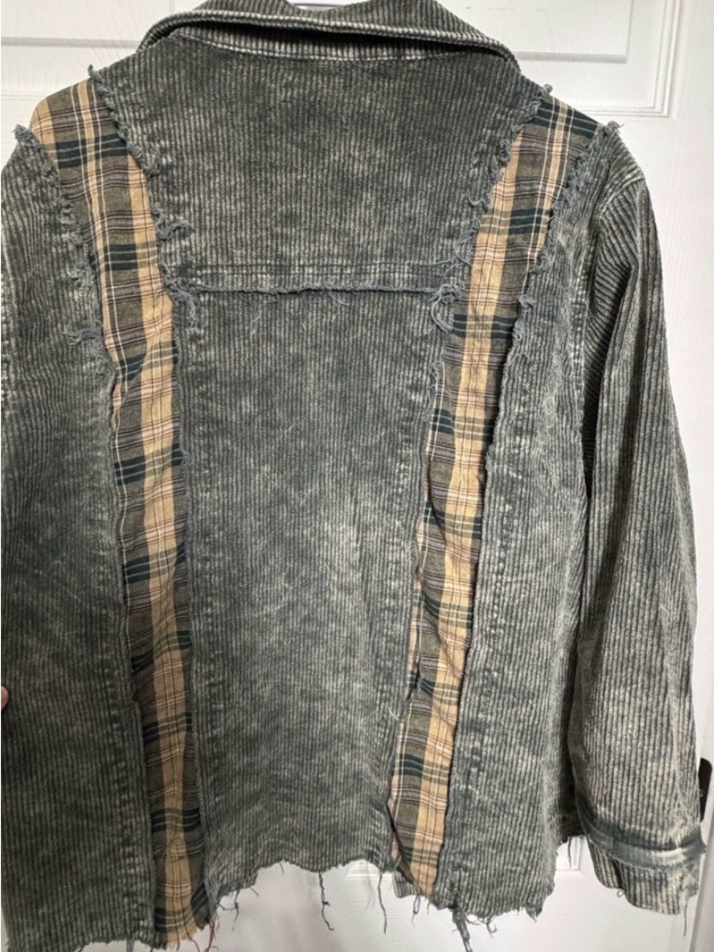 POL Washed Gray Corduroy Shirt Jacket with Patchwork - Picture 7 of 8